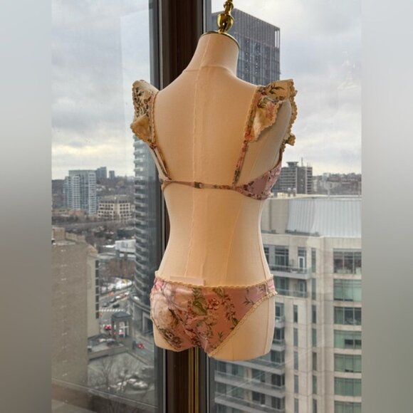 🆕 ZIMMERMANN 🧿 NWT Waverly Crochet Frill Bikini Set, Sz 2 US 6 / 8 - Picture 9 of 16